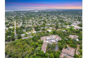 2740 ORCHID OAKS DRIVE, SARASOTA, FL 34239 - MLS#MFRA4654527