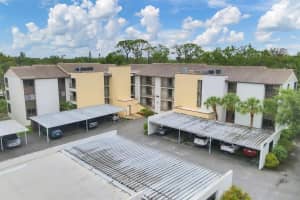 2740 ORCHID OAKS DRIVE, SARASOTA, FL 34239 - MLS#MFRA4654527