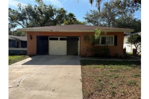13017 Club Dr, HUDSON