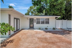 2363 MILFORD CIRCLE, SARASOTA, FL 34239 - MLS#MFRA4654562