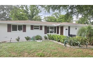 5325 Murdock Ave, SARASOTA