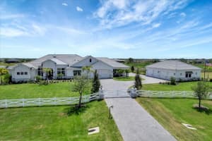 3574 Recurve Cir, SARASOTA