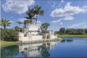 243 HERITAGE ISLES WAY, BRADENTON, FL 34212 - MLS#MFRA4654631