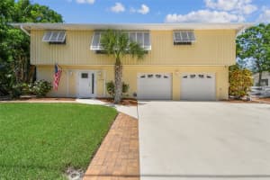 10104 Sandpiper Rd E, BRADENTON