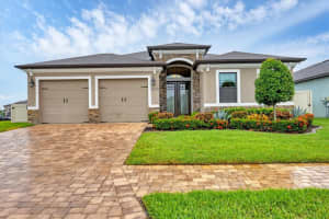 6636 35TH COURT, SARASOTA, FL 34243 - MLS#MFRA4654699