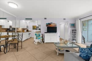 5631 MIDNIGHT PASS ROAD, SARASOTA, FL 34242 - MLS#MFRA4654719
