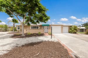 715 Fontana Ln, BRADENTON