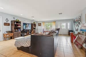 225 SHERWOOD LANE, DAYTONA BEACH, FL 32117 Sold 08/29/25