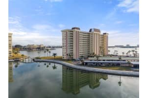 4775 COVE CIRCLE, ST PETERSBURG, FL 33708 - MLS#MFRA4654876
