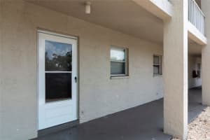 3072 Lake Bayshore Dr #119, BRADENTON