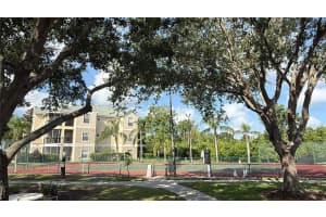 5180 Northridge Rd #312, SARASOTA