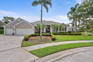 7513 COVENTRY COURT, LAKEWOOD RANCH, FL 34202 - MLS#MFRA4654926