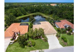 6811 Honeysuckle Trl, LAKEWOOD RANCH