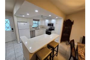 1211 CAPRI ISLES BOULEVARD, VENICE, FL 34292 Sold 11/03/25