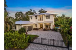 1954 GOLDENROD STREET, SARASOTA, FL 34239 Sold 08/07/25