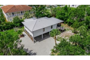 105 SHORE ROAD, NOKOMIS, FL 34275 Sold 06/27/25