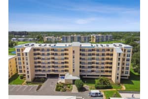 4460 Fairways Blvd #607, BRADENTON
