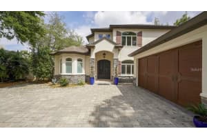 1725 BONITA COURT, SARASOTA, FL 34239 - MLS#MFRA4655035