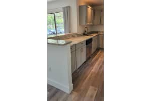 2224 BAHIA VISTA STREET, SARASOTA, FL 34239 - MLS#MFRA4655058