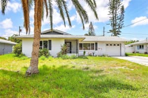 3303 CAMBRIDGE DRIVE, BRADENTON, FL 34205 Sold 07/28/25