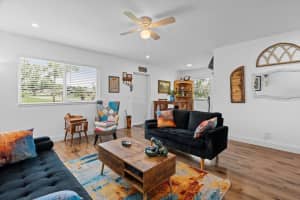 202 BEDFORD TRAIL, SUN CITY CENTER, FL 33573 - MLS#MFRA4655087