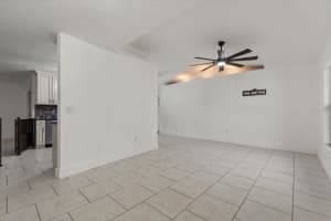 5433 81ST AVENUE CIRCLE, PALMETTO, FL 34221 - MLS#MFRA4655093