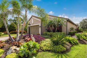 13338 TORRESINA TERRACE, LAKEWOOD RANCH, FL 34211 - MLS#MFRA4655124