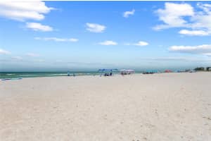 5806 GULF DRIVE, HOLMES BEACH, FL 34217 Sold 08/11/25