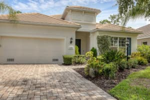 7236 LISMORE COURT, LAKEWOOD RANCH, FL 34202 - MLS#MFRA4655190