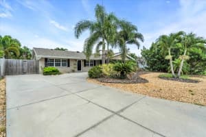 6731 WASHINGTON PLACE, BRADENTON, FL 34207 Sold 07/29/25