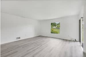 4131 OAKHURST CIRCLE, SARASOTA, FL 34233 Sold 10/24/25