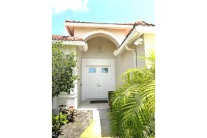 8870 HUNTINGTON POINTE DRIVE, SARASOTA, FL 34238 - MLS#MFRA4655369