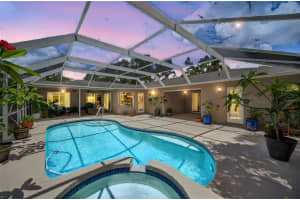 6875 Myakka Valley Trl, SARASOTA