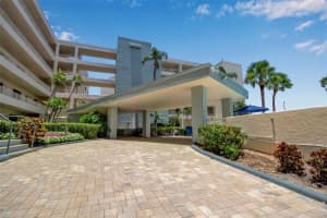 5740 MIDNIGHT PASS ROAD, SARASOTA, FL 34242 - MLS#MFRA4655450