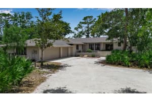 5935 RIVER FOREST CIRCLE, BRADENTON, FL 34203 - MLS#MFRA4655452