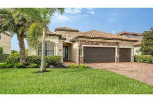 13220 SWIFTWATER WAY, LAKEWOOD RANCH, FL 34211 - MLS#MFRA4655495