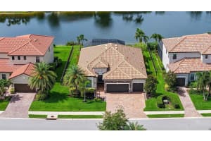 13220 SWIFTWATER WAY, LAKEWOOD RANCH, FL 34211 - MLS#MFRA4655495