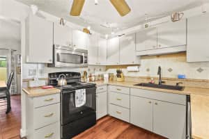 20 IDLE SANDS DRIVE, VENICE, FL 34293 - MLS#MFRA4655536