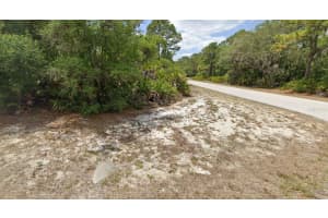 2305 DODGE STREET, PORT CHARLOTTE, FL 33948 - MLS#MFRA4655619