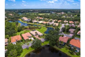 6851 BAY HILL DRIVE, LAKEWOOD RANCH, FL 34202 - MLS#MFRA4655656