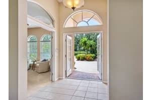 6851 BAY HILL DRIVE, LAKEWOOD RANCH, FL 34202 - MLS#MFRA4655656