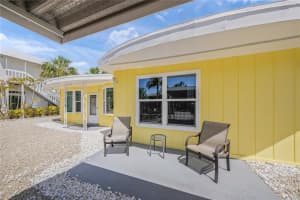 627 AVENIDA DEL NORTE, SARASOTA, FL 34242 - MLS#MFRA4655676