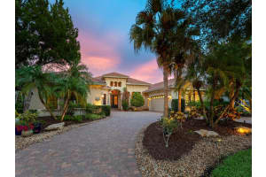 12448 HIGHFIELD CIRCLE, LAKEWOOD RANCH, FL 34202 Sold 09/04/25