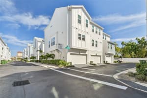 2500 BOONE COURT, SARASOTA, FL 34237 - MLS#MFRA4655685