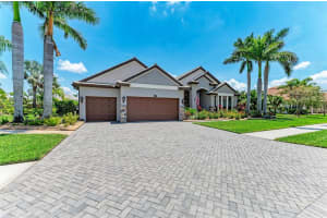 303 COCKLE SHELL LOOP, APOLLO BEACH, FL 33572 - MLS#MFRA4655706