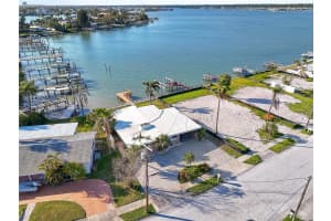 15305 HARBOR DRIVE, MADEIRA BEACH, FL 33708 - MLS#MFRA4655711