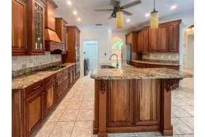 4470 MCINTOSH LAKE, SARASOTA, FL 34233 - MLS#MFRA4655714