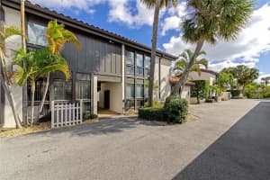 800 S BLVD OF THE PRESIDENTS #16, SARASOTA, FL 34236 - MLS#MFRA4655754