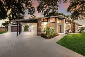 4232 PANDORA ROAD, VENICE, FL 34293 - MLS#MFRA4655755