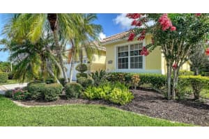 8183 Nice Way, SARASOTA